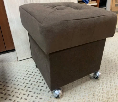 Банкетка квадратная 40х40