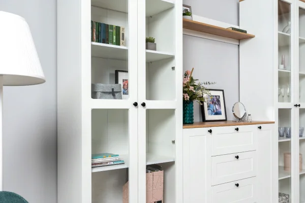 Шкаф-витрина Остин 16.394.02 белый шагрень/дуб крафт золотой Шкаф-витрина Остин 16.394.02 белый шагрень/дуб крафт золотой