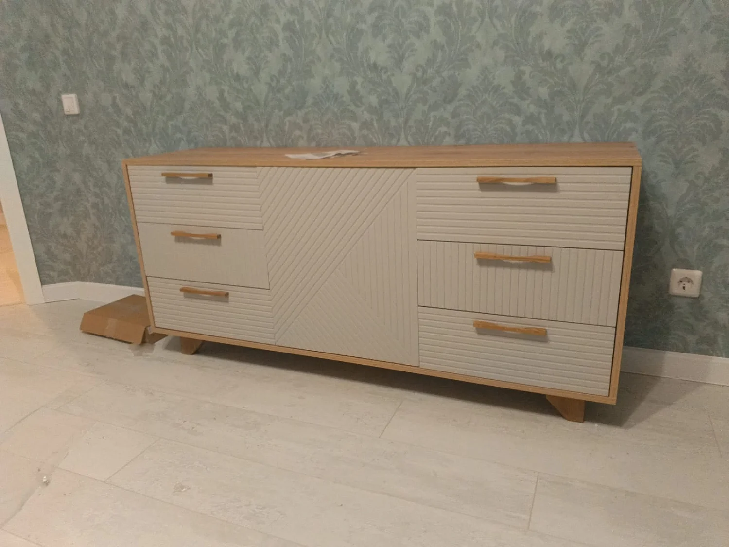 Комод Ньерд 1500 дуб вотан/ива пепельная