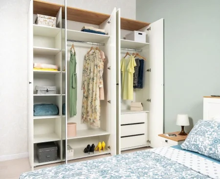 Шкаф для одежды Остин 13.336.02 белый шагрень/дуб крафт золотой